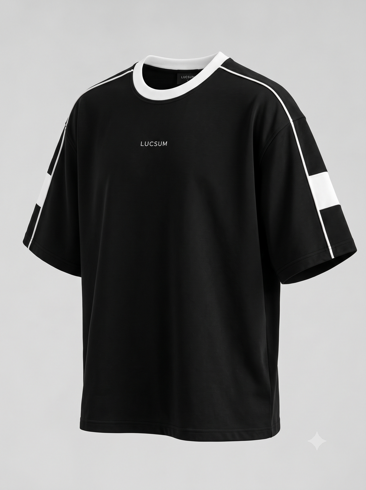 Lucsum Contrast Panel Black — Three-quarter view