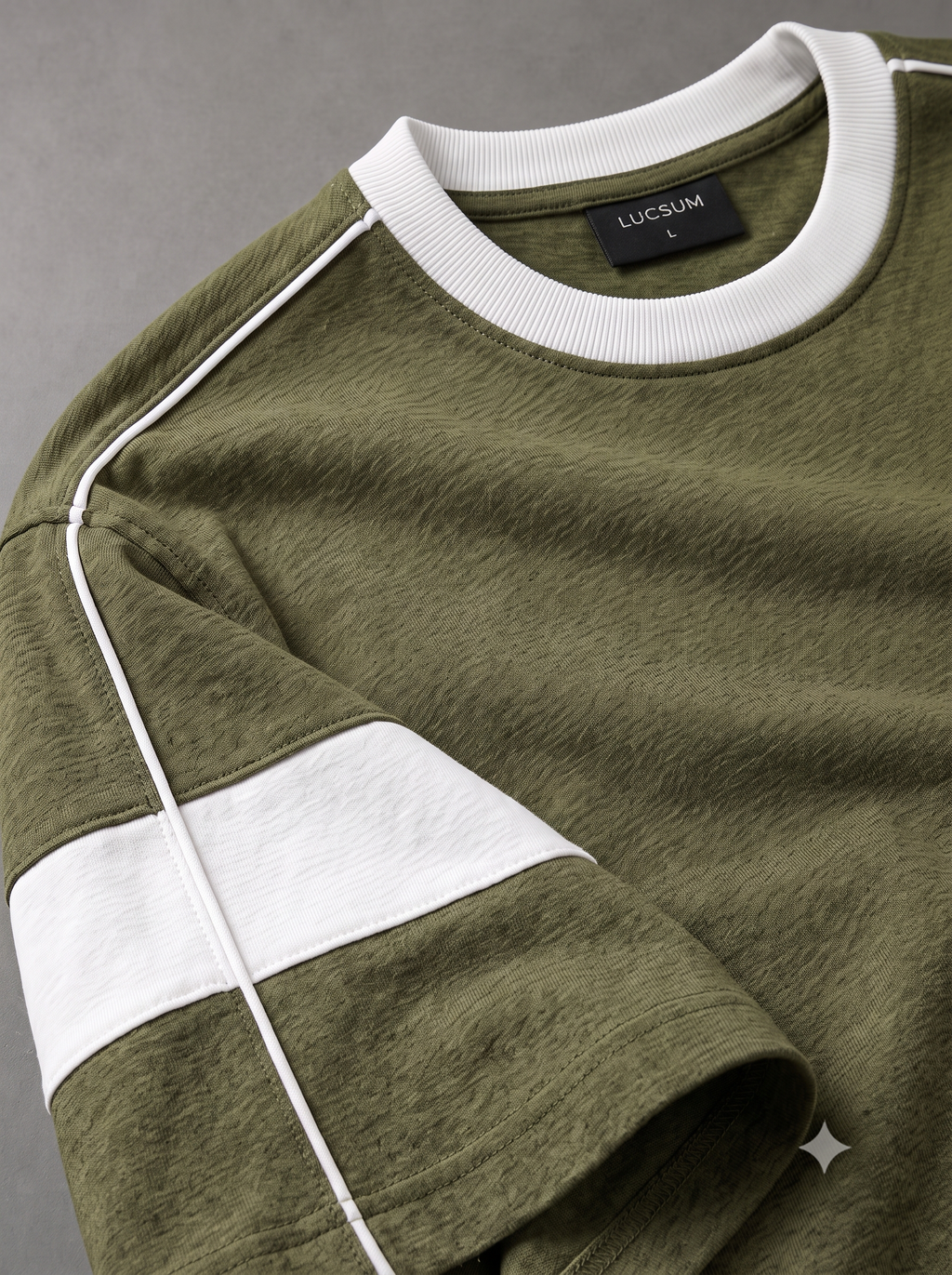 Lucsum Contrast Panel Olive — Macro close-up