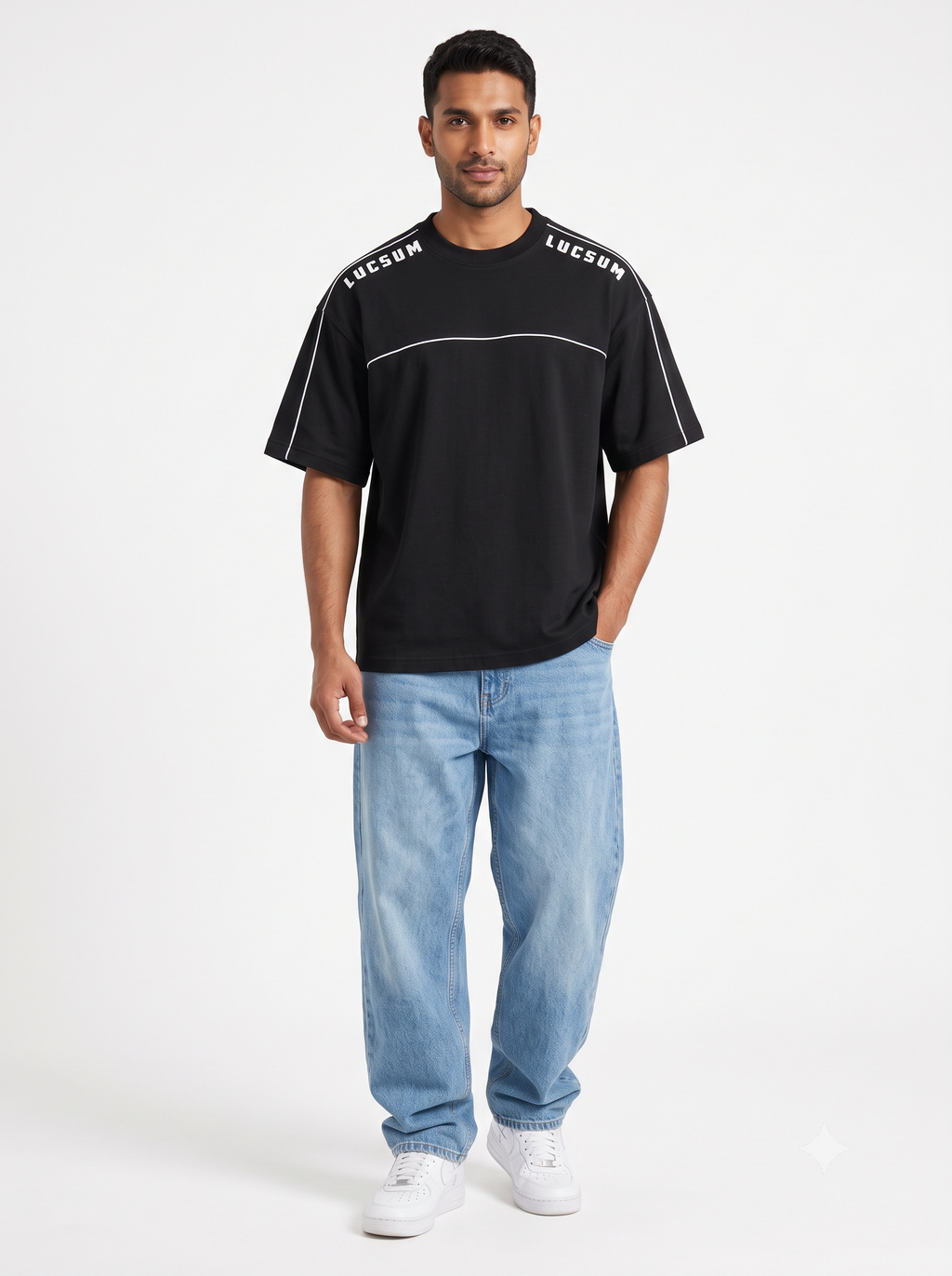 Lucsum Shoulder Logo Black — On-model view