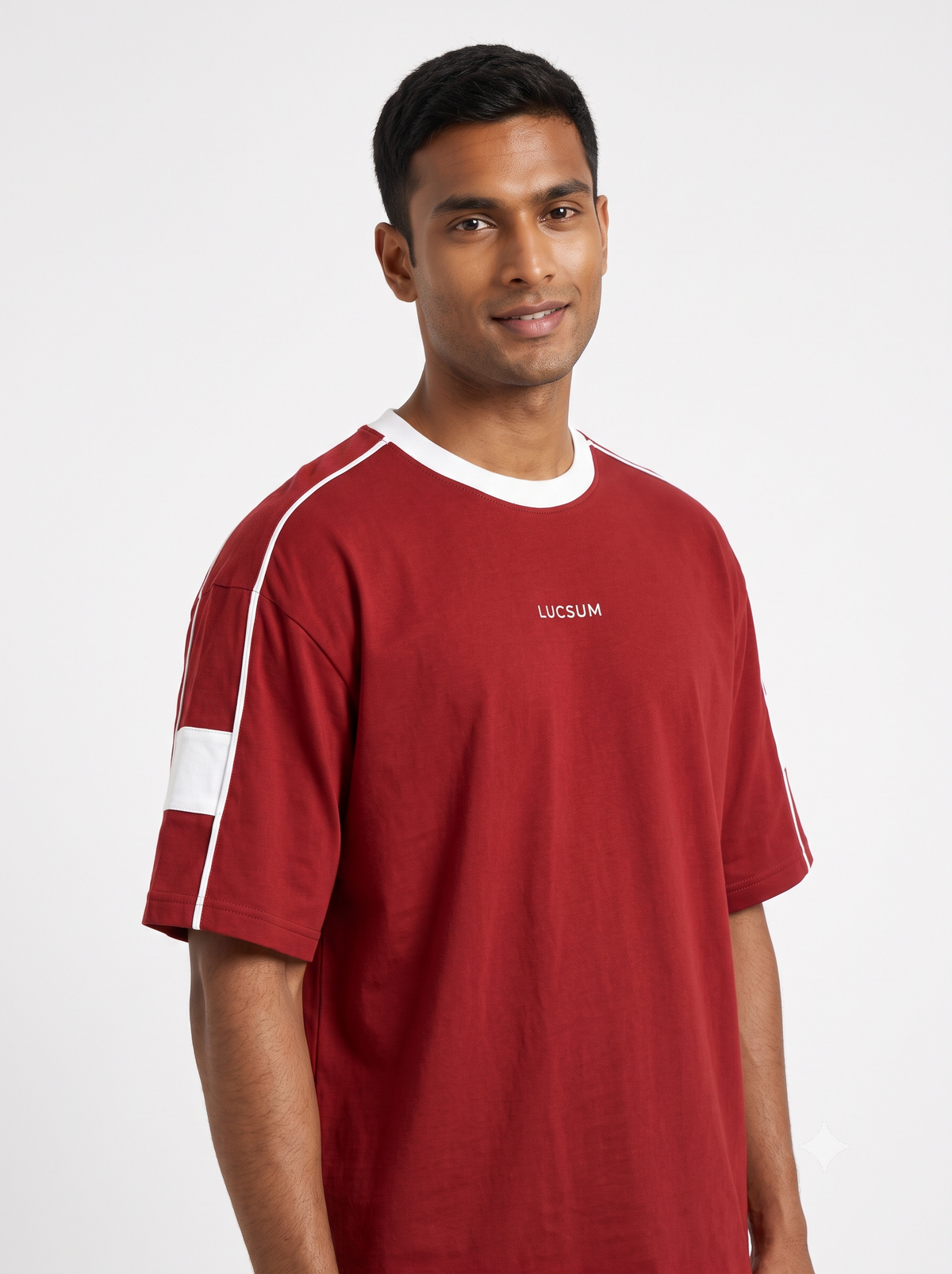 Lucsum Contrast Panel Red — Lifestyle view