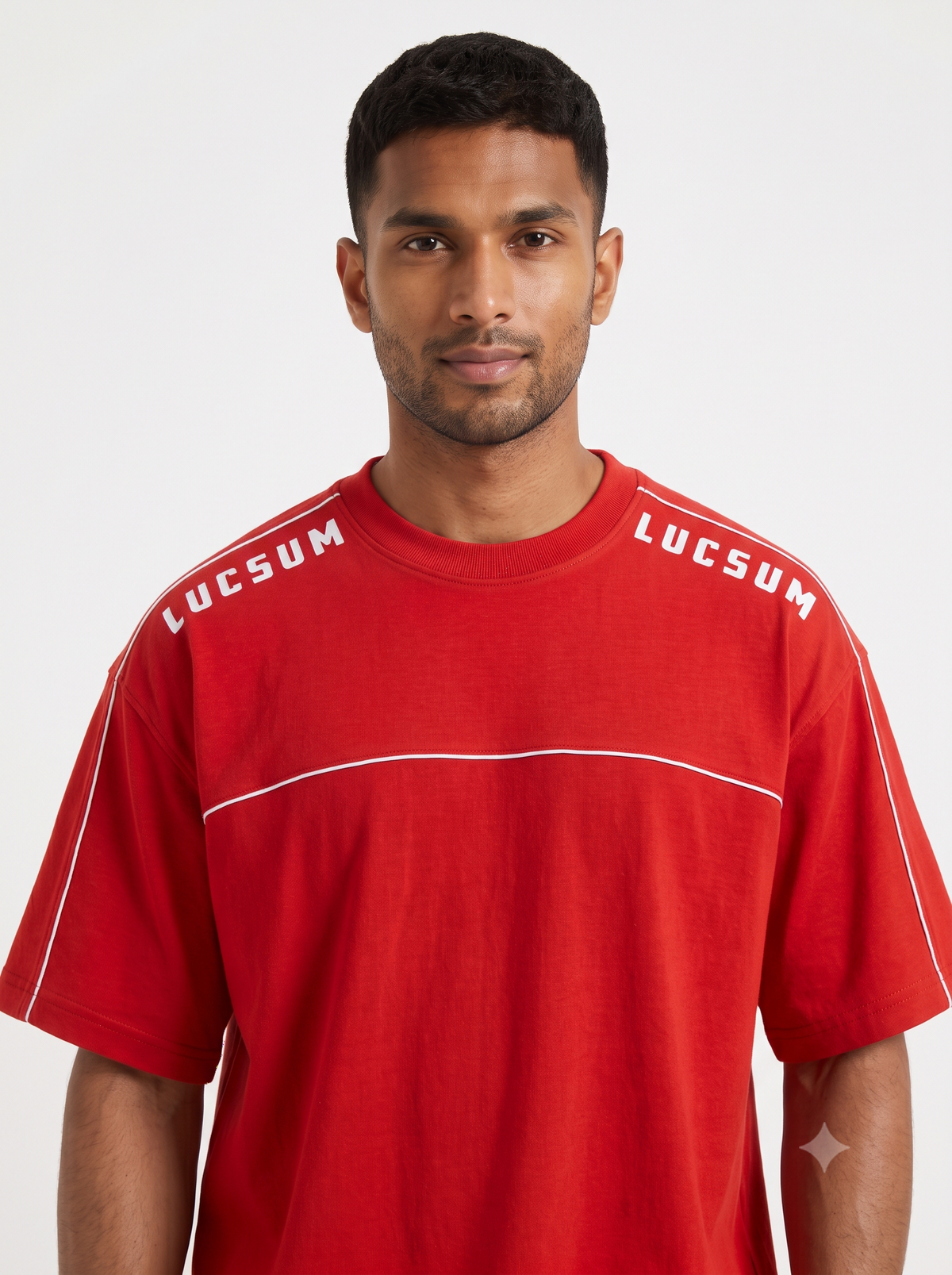 Lucsum Shoulder Logo Red — Lifestyle view
