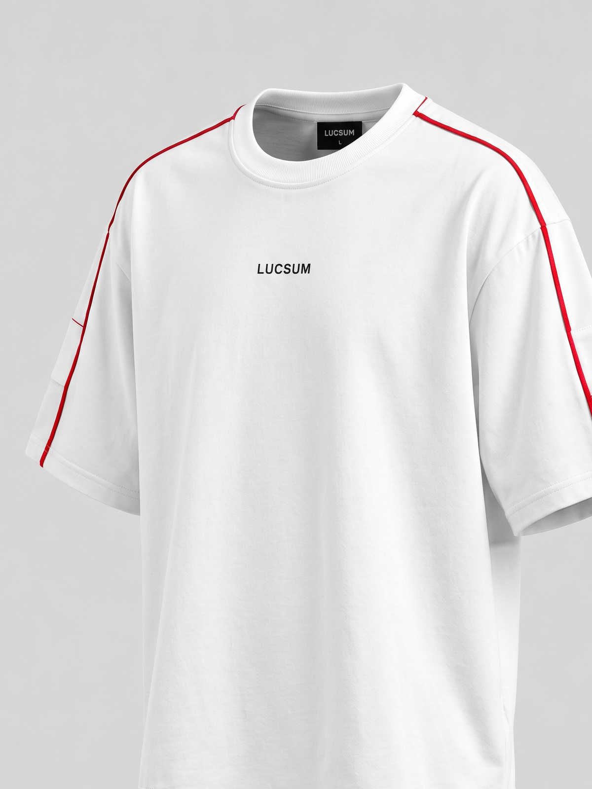 Lucsum Contrast Panel White — Three-quarter view
