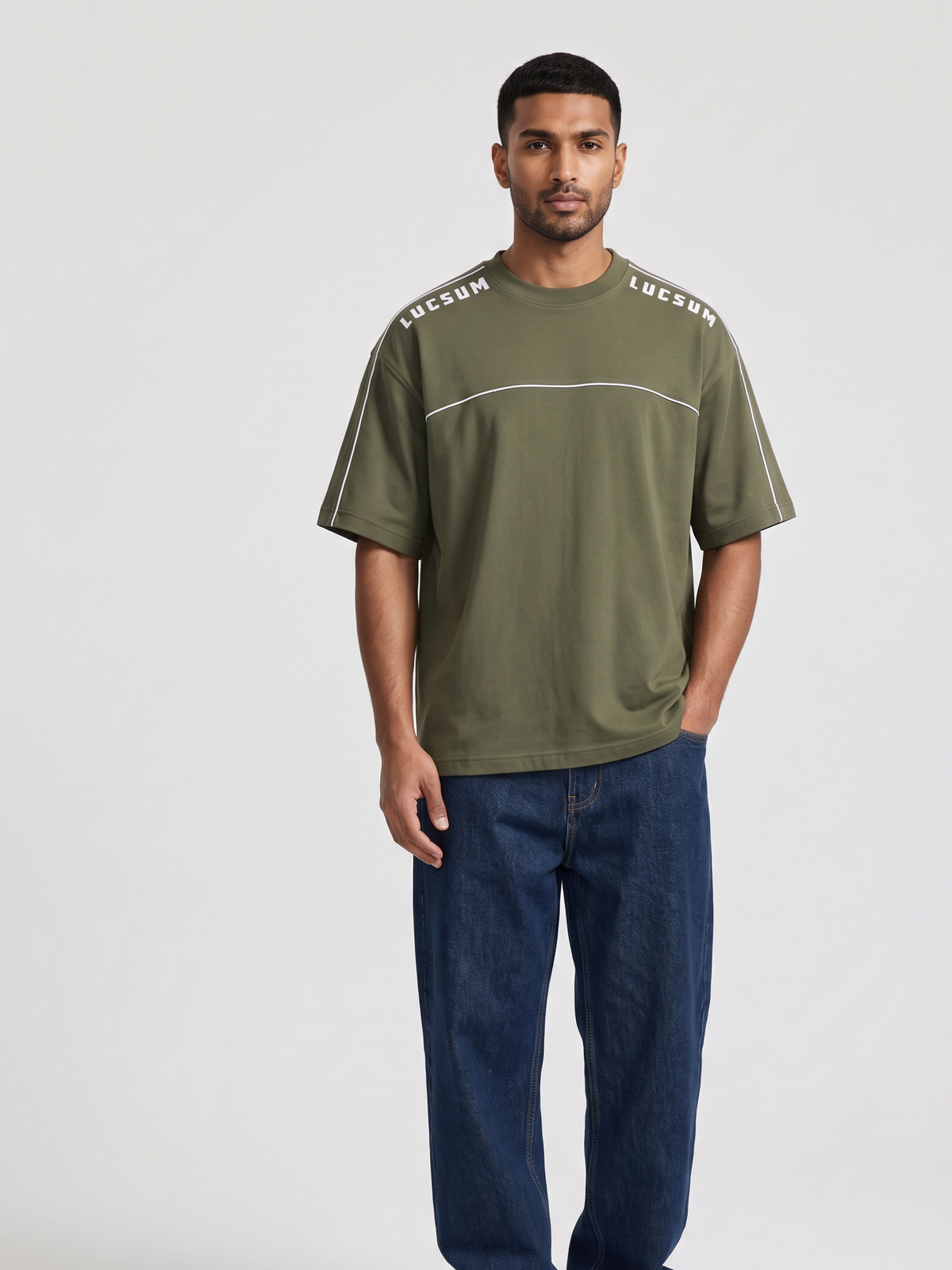 Lucsum Shoulder Logo Olive — On-model view