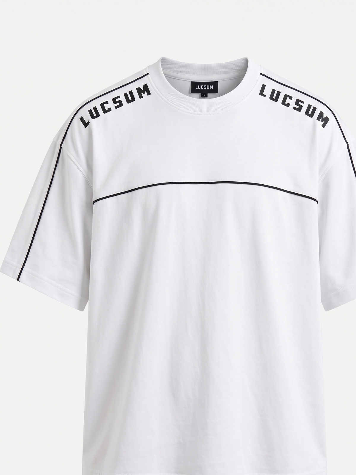 Lucsum Shoulder Logo White — Front view